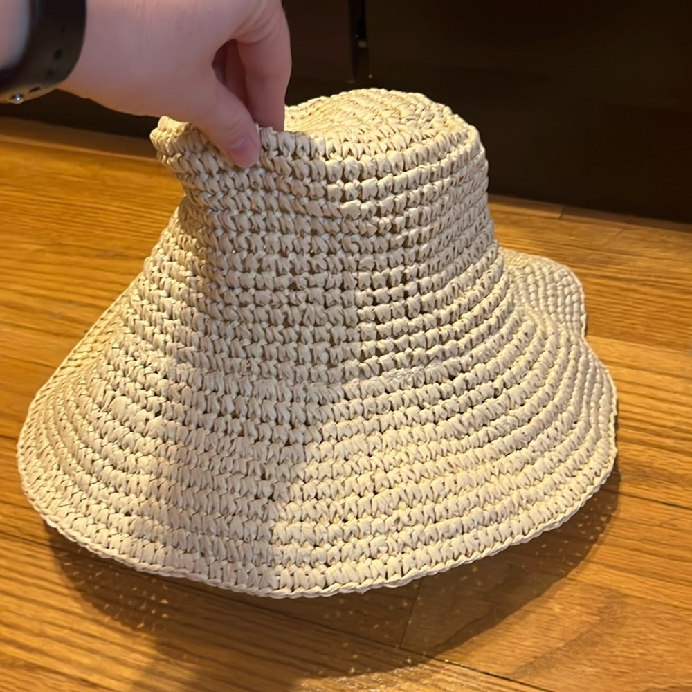 Abercrombie straw hat